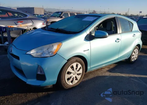 2012 Toyota Prius C One из США, поврежденный, VIN JTDKDTB35C1018384